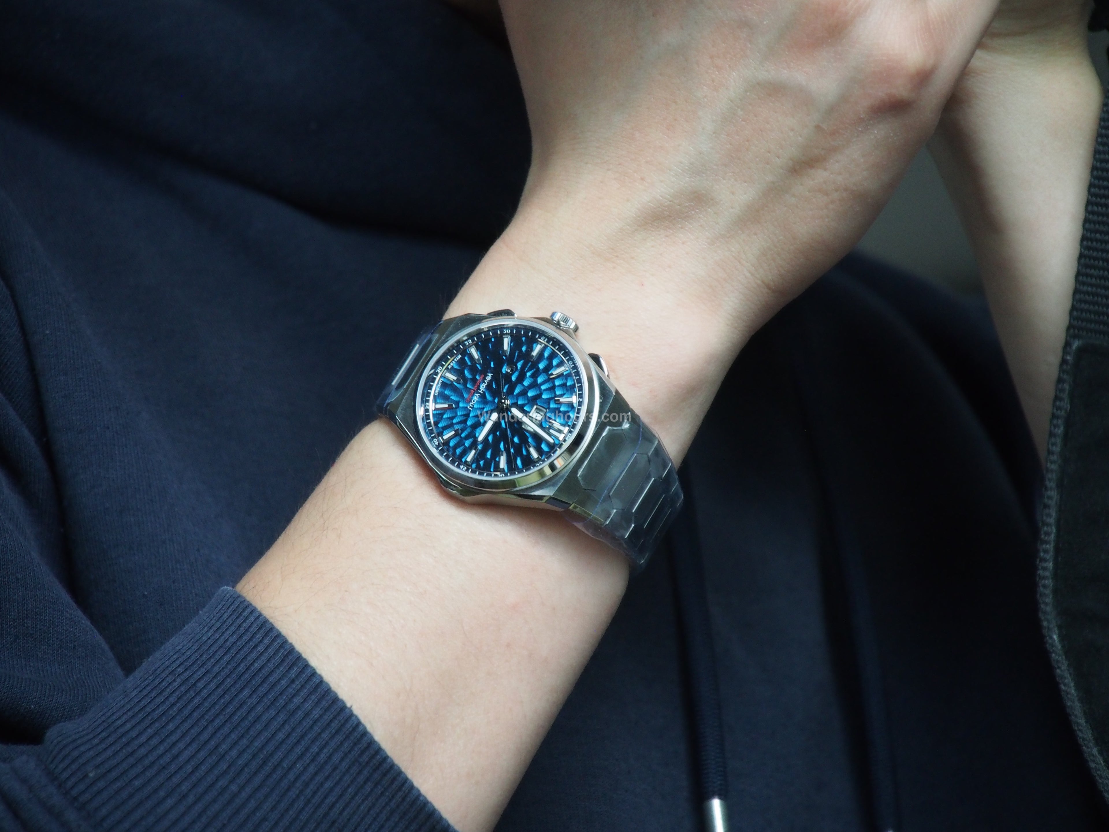 Lucky Harvey Sound Of Nature Hammer Dial Ocean Blue