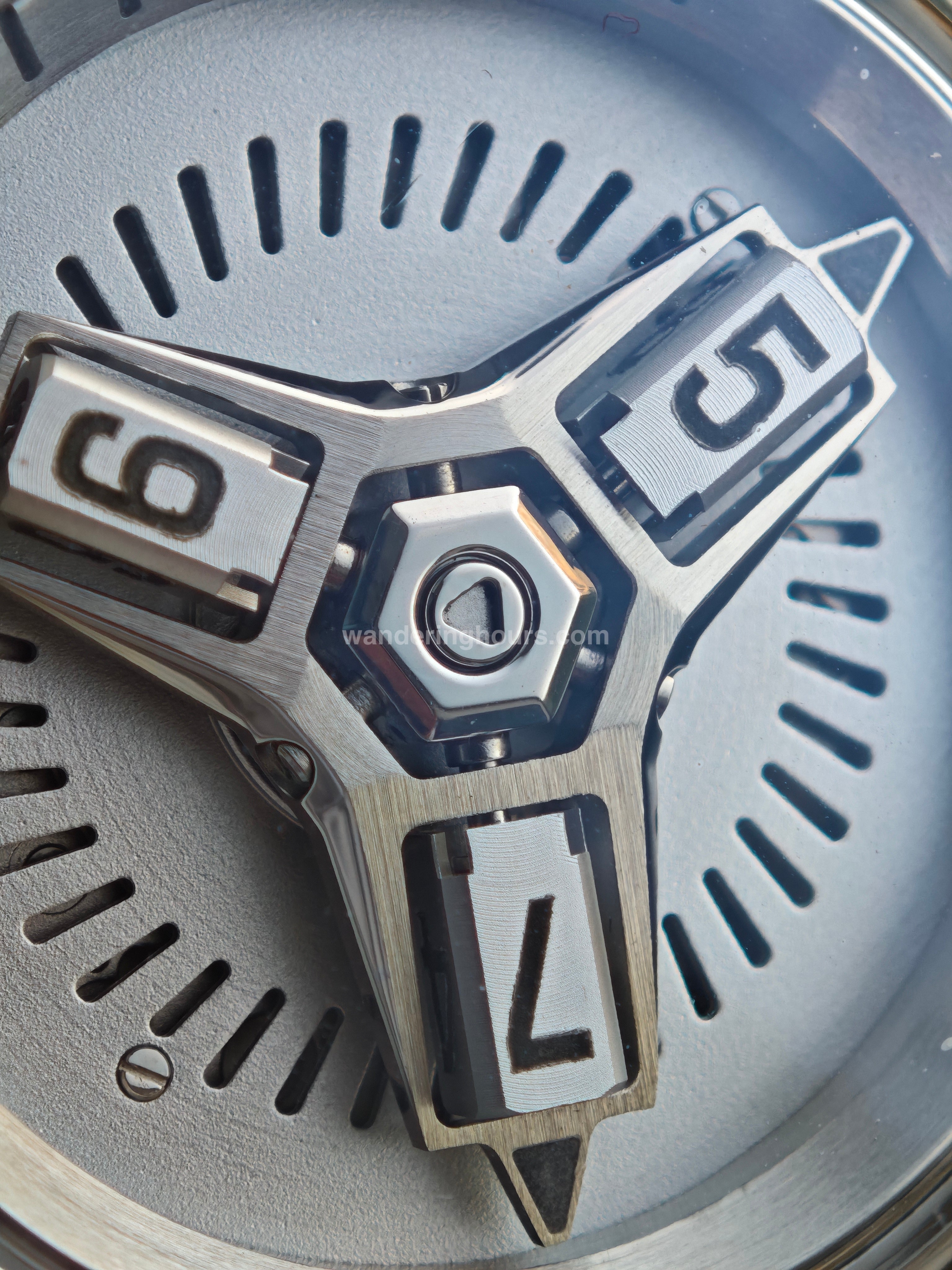 Phantasos Triclops watch wandering hours in White dial Miyota movement