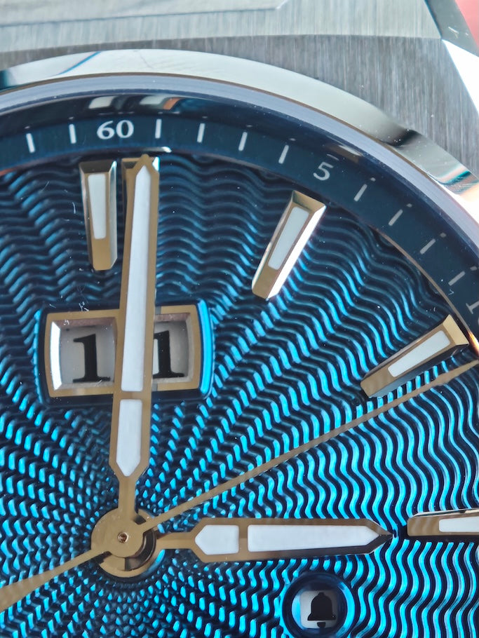 Lucky Harvey Sound Of Nature Guilloché Dial
