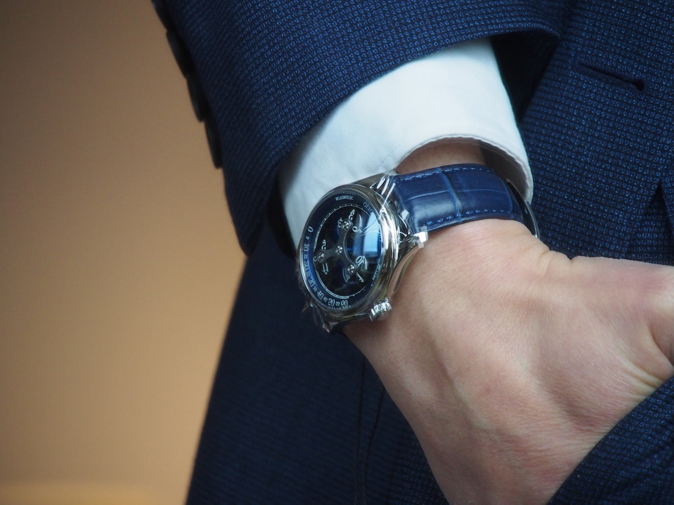 OLTO-8 ROTO Wandering Hour Series